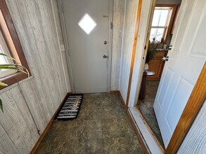 418 Hartman Ave in Waterloo, IA - Building Photo - Building Photo