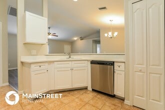 2702 Nellie Ln in North Port, FL - Foto de edificio - Building Photo