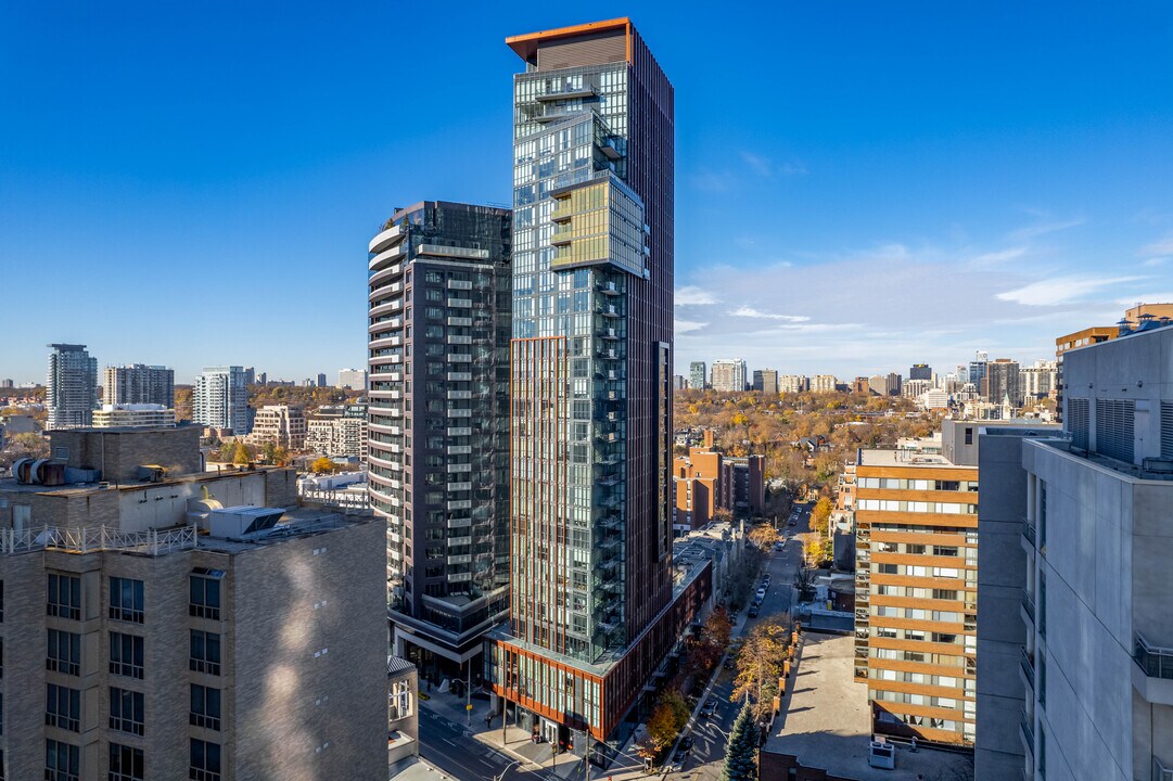 The Yorkville Condos in Toronto, ON - Building Photo