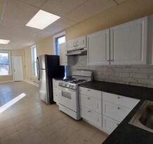 20 N Main St in Phillipsburg, NJ - Building Photo