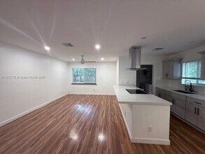 1538 NE 5th Ave in Fort Lauderdale, FL - Building Photo - Building Photo