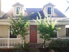 1004 Park Central Cir in Groveland, FL - Building Photo