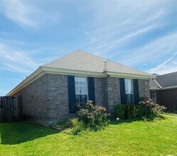 1329 Centerfield Ct in Montgomery, AL - Building Photo - Building Photo