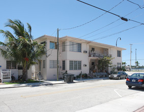 350 Virginia St in Hollywood, FL - Building Photo - Building Photo