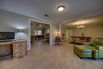 2107 Timber Ln in Conroe, TX - Building Photo - Building Photo