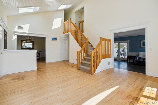 30 Consuelo Pl in Oakdale, NY - Building Photo - Building Photo