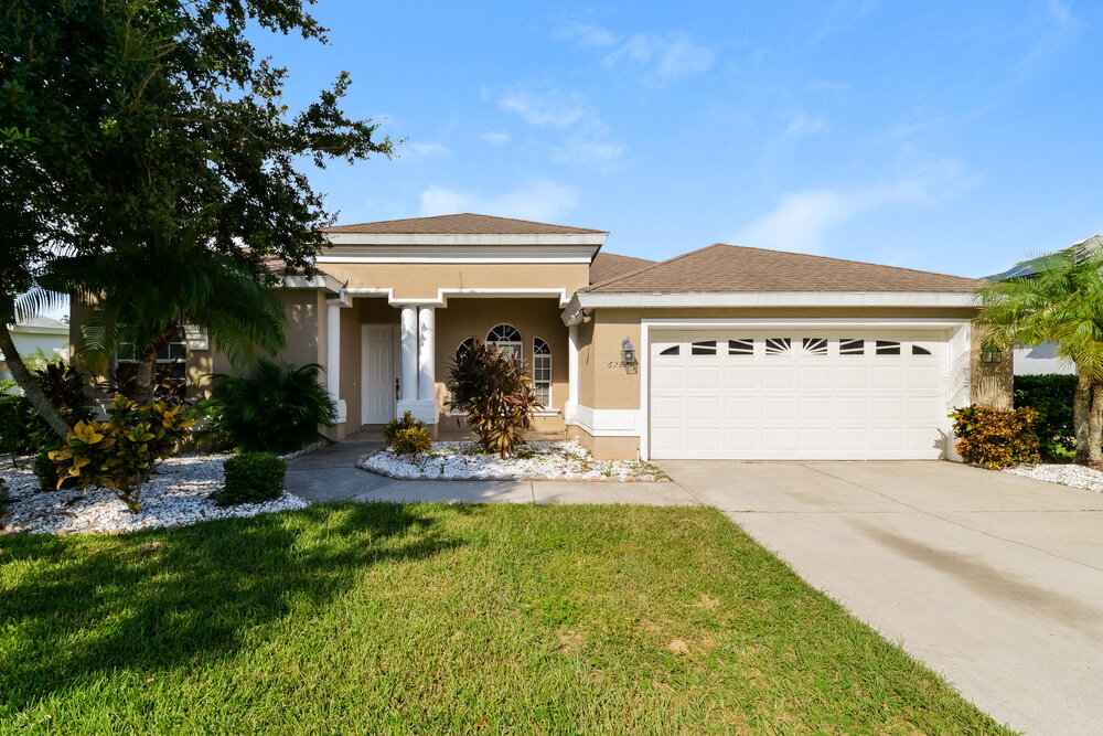 6282 Rock Creek Cir in Ellenton, FL - Foto de edificio