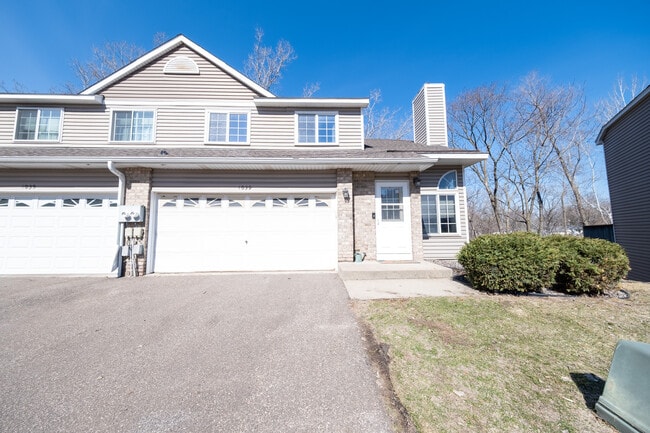 property at 1039 Fillmore Cir NE