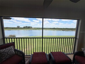 7225 River Hammock Dr, Unit 202 in Bradenton, FL - Foto de edificio - Building Photo