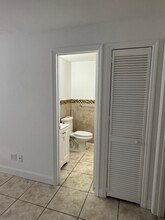 1135 W 28th St in Hialeah, FL - Building Photo - Building Photo