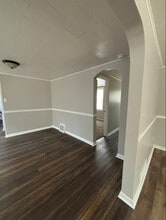 1287 E Mt Morris Rd in Mount Morris, MI - Foto de edificio - Building Photo