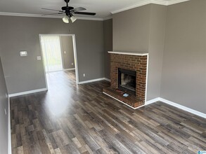 229 Laurel Cir in Pelham, AL - Building Photo - Building Photo