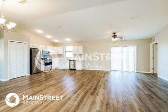 3800 34th St SW in Lehigh Acres, FL - Building Photo - Building Photo