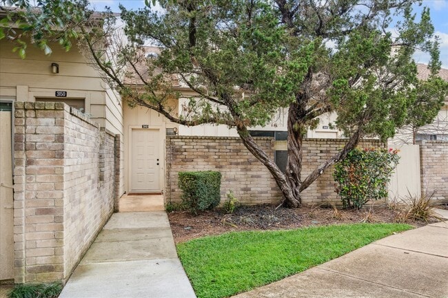 property at 3148 Windchase Blvd