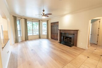 10500 Avery Club Dr in Austin, TX - Building Photo - Building Photo