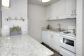 Twelve55 Living in Sacramento, CA - Building Photo - Interior Photo