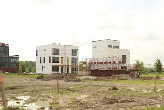 Jeffrey Park Condos in Columbus, OH - Building Photo - Building Photo