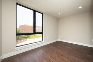 242 Beacon Ave, Unit 202 in Jersey City, NJ - Building Photo