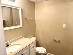 145 Meadowbrook Ct in Fayetteville, GA - Building Photo - Building Photo