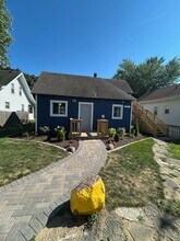 915 Merrill St in Beloit, WI - Building Photo - Building Photo