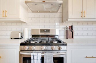 12429 Wagner St in Los Angeles, CA - Building Photo - Building Photo