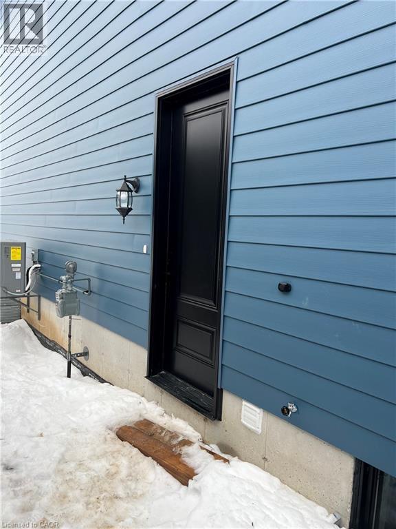 790 Bryans Dr in Huron East, ON - Building Photo - Building Photo