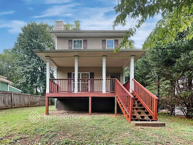 property at 1418 Woodbine Ave SE