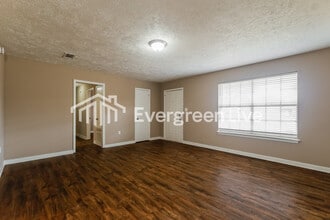 6153 Floral Dr in Jackson, MS - Building Photo - Building Photo