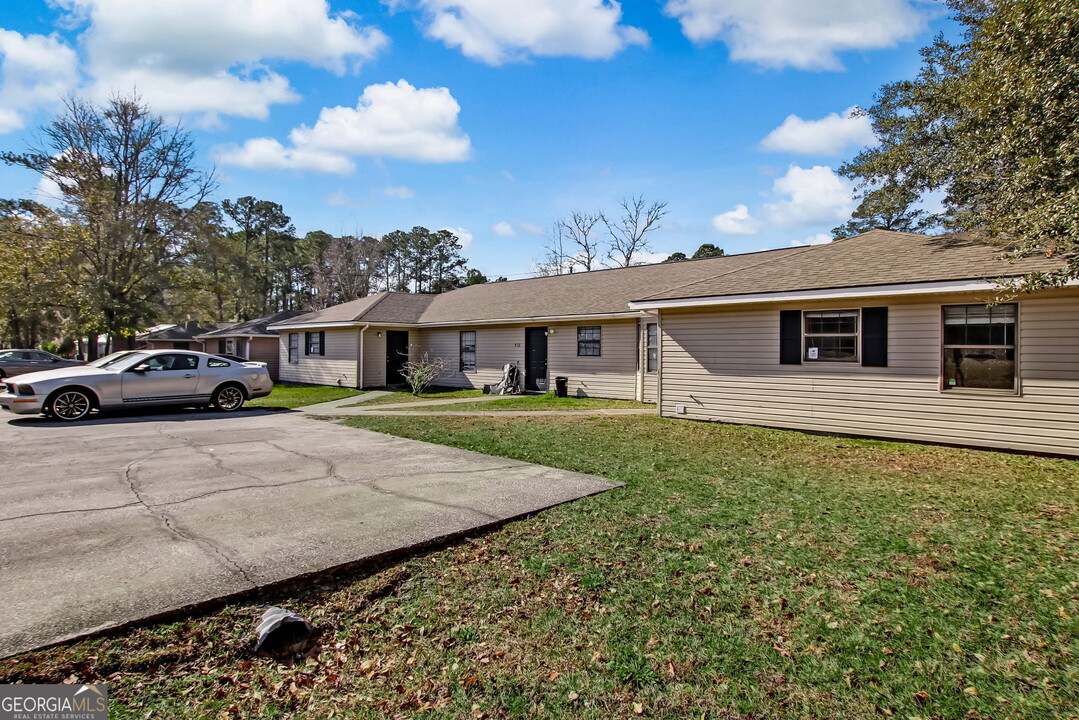 510 S Orange Edwards Blvd in Kingsland, GA - Building Photo
