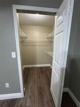 2210 Yankee Pl, Unit 316 in Orlando, FL - Foto de edificio - Building Photo