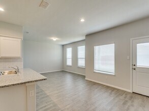 8524 Big Apple Dr, Unit 6-304 in Fort Worth, TX - Building Photo - Building Photo