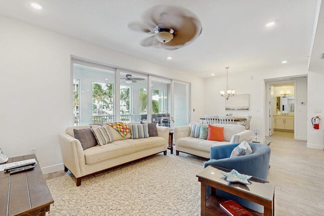 383 Aruba Cir