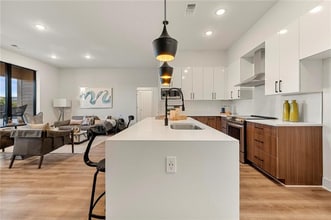 112 Rogers St NE in Atlanta, GA - Building Photo - Building Photo