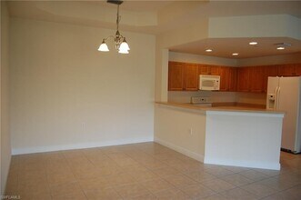 2913 Tuscan Dr-Unit -302 in Cape Coral, FL - Building Photo - Building Photo