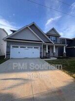 33 Snowmill Rd in Woodruff, SC - Building Photo