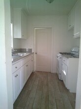 113 Decatur St-Unit -113 Decatur St in Bakersfield, CA - Foto de edificio - Building Photo