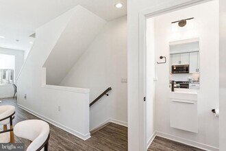 2006 Northbank Pl in Philadelphia, PA - Building Photo - Building Photo