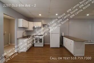 2267 Old 6th Ave in Troy, NY - Building Photo - Building Photo