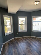 10 John St, Unit 3 in Chelsea, MA - Building Photo - Building Photo