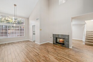 2345 Potters in Henderson, NV - Building Photo