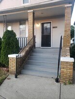 11384 Nagel St in Hamtramck, MI - Building Photo