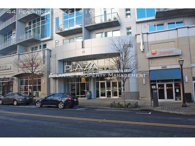 44 Peachtree Pl NW in Atlanta, GA - Building Photo - Building Photo