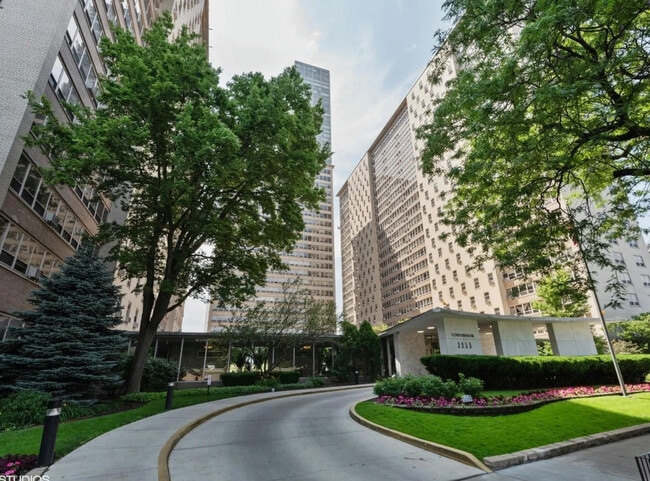 property at 3950 N Lake Shore Dr
