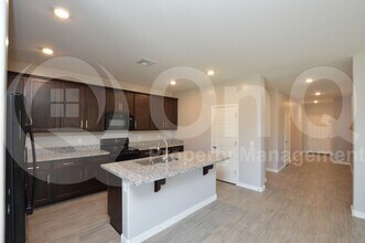 367 E Kona Dr in Casa Grande, AZ - Building Photo - Building Photo