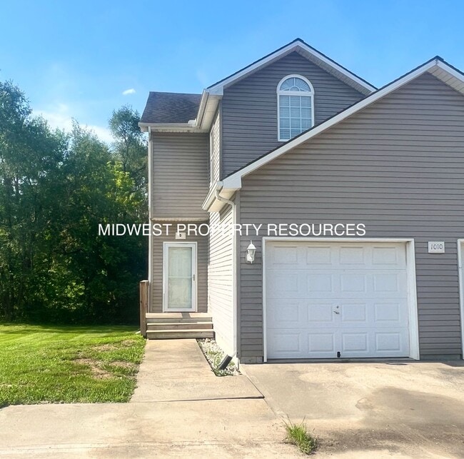 property at 1010 Renee Lynde Dr