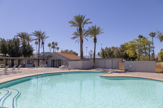 43260 Texas Ave in Palm Desert, CA - Building Photo - Building Photo