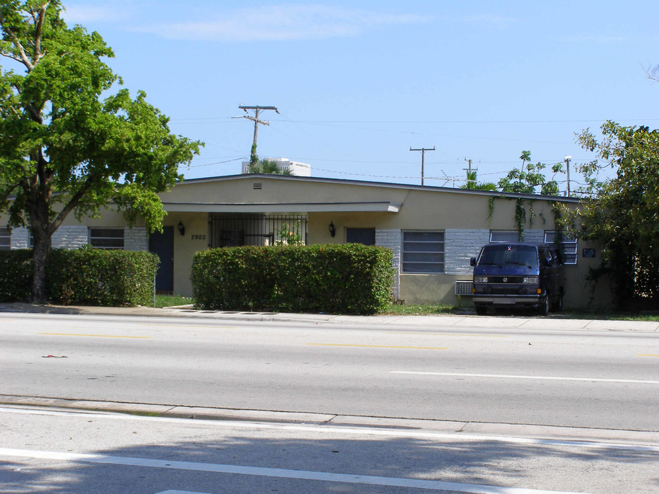 2900 W Flagler St in Miami, FL - Foto de edificio