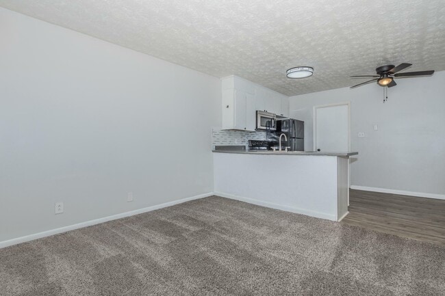 Twin Pines Apartments