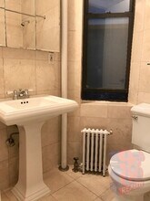 53 Leroy St, Unit 2D in New York, NY - Building Photo - Building Photo