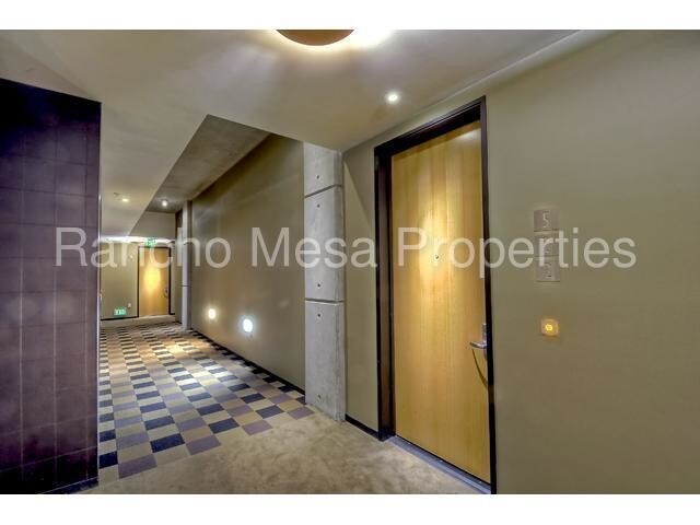 1050 Island Ave-Unit -UNIT 522 in San Diego, CA - Building Photo - Building Photo